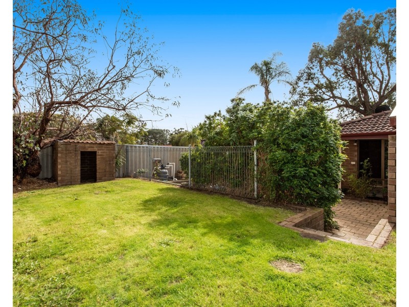 2 Falcon Court, High Wycombe WA 6057