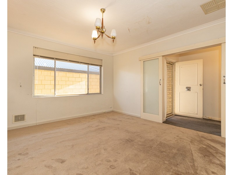 7/4 Abercorn Road, Forrestfield WA 6058