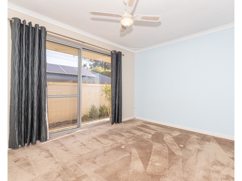7/4 Abercorn Road, Forrestfield WA 6058
