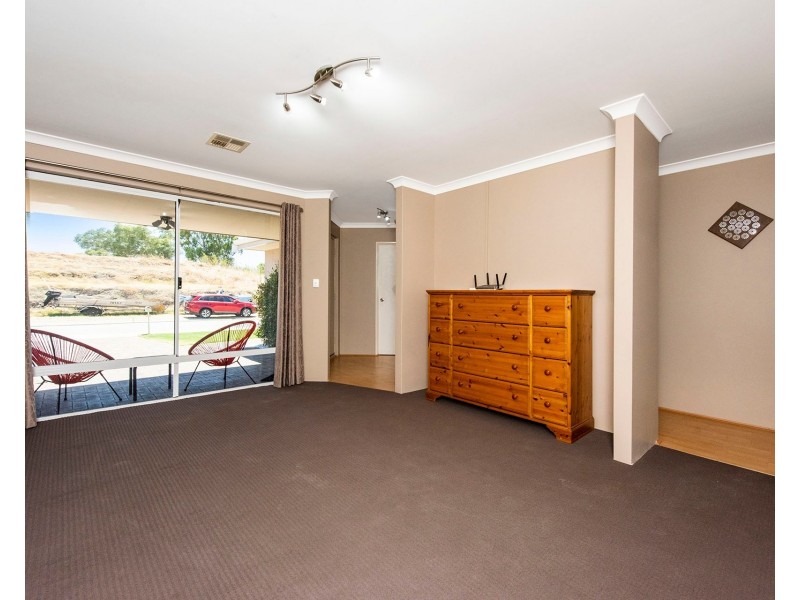 280 Adelaide Street, High Wycombe WA 6057