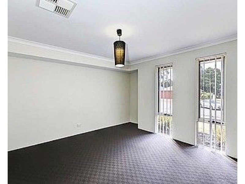 28 Baza Gardens, Maida Vale WA 6057