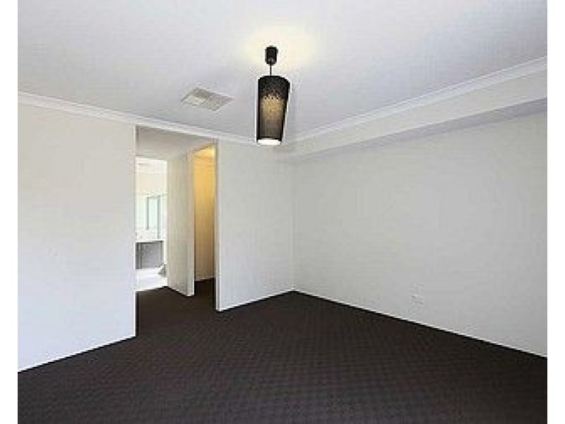 28 Baza Gardens, Maida Vale WA 6057