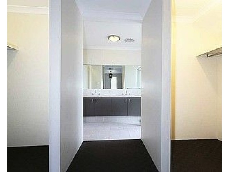 28 Baza Gardens, Maida Vale WA 6057