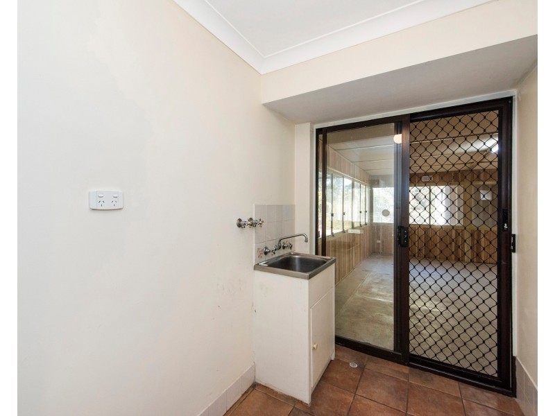 24 Dawson Avenue, Forrestfield WA 6058