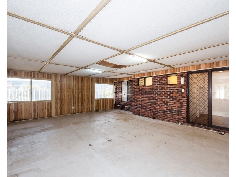 24 Dawson Avenue, Forrestfield WA 6058