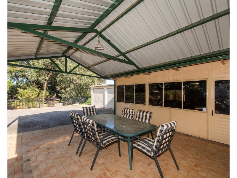 24 Dawson Avenue, Forrestfield WA 6058