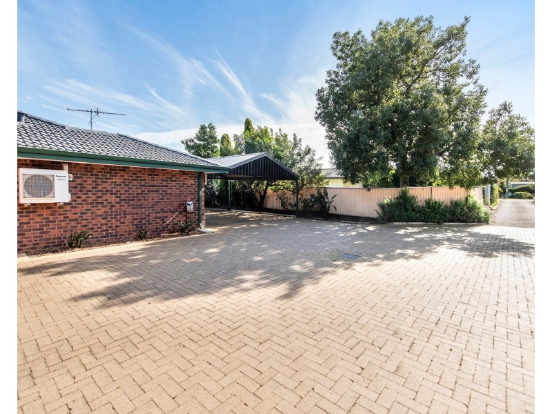 24 Dawson Avenue, Forrestfield WA 6058
