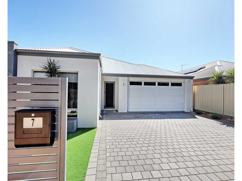 7 Harold Road, Maida Vale WA 6057