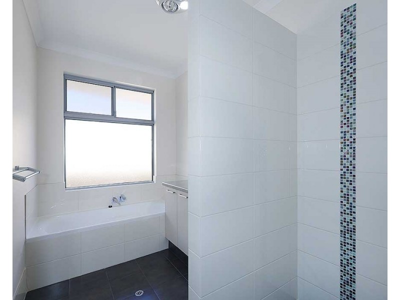 7 Harold Road, Maida Vale WA 6057