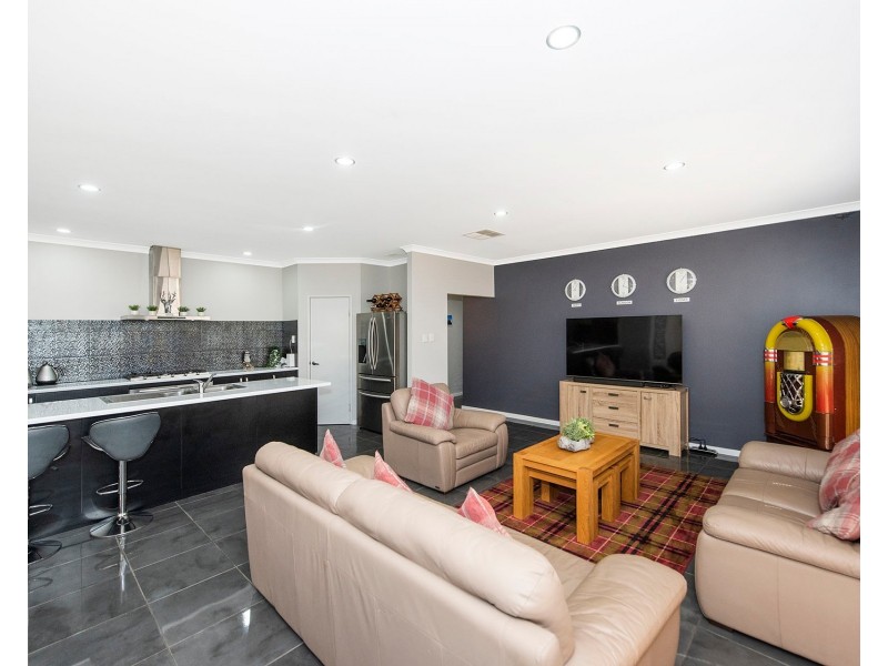 29 Wem Mews, High Wycombe WA 6057