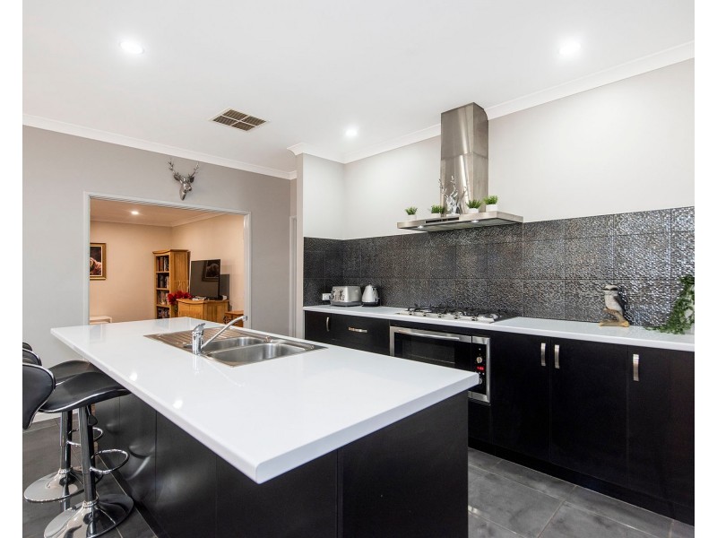 29 Wem Mews, High Wycombe WA 6057