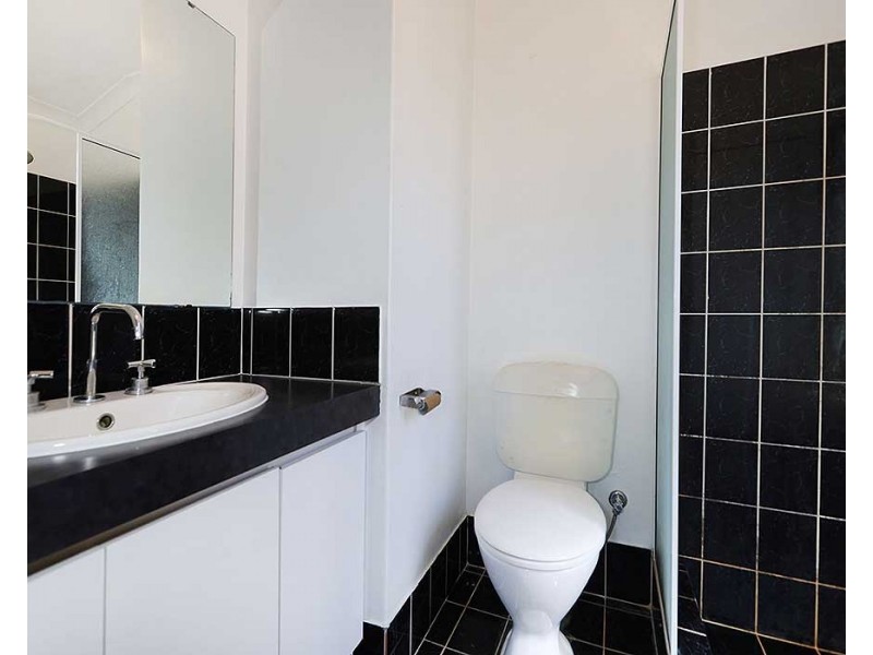 14 Lancaster Place, Maddington WA 6109