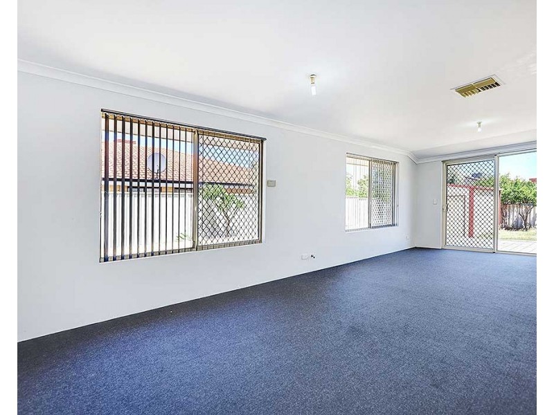 14 Lancaster Place, Maddington WA 6109
