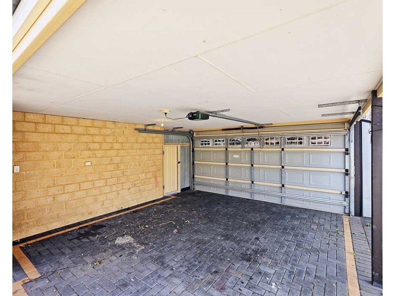 14 Lancaster Place, Maddington WA 6109