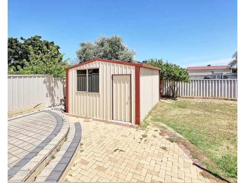 14 Lancaster Place, Maddington WA 6109