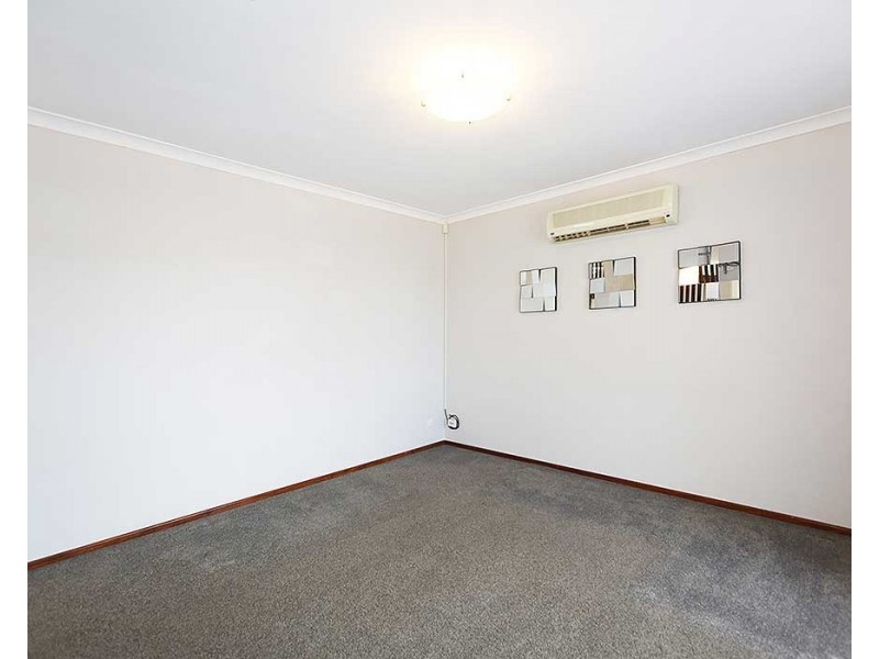 7 Brolga Court, High Wycombe WA 6057