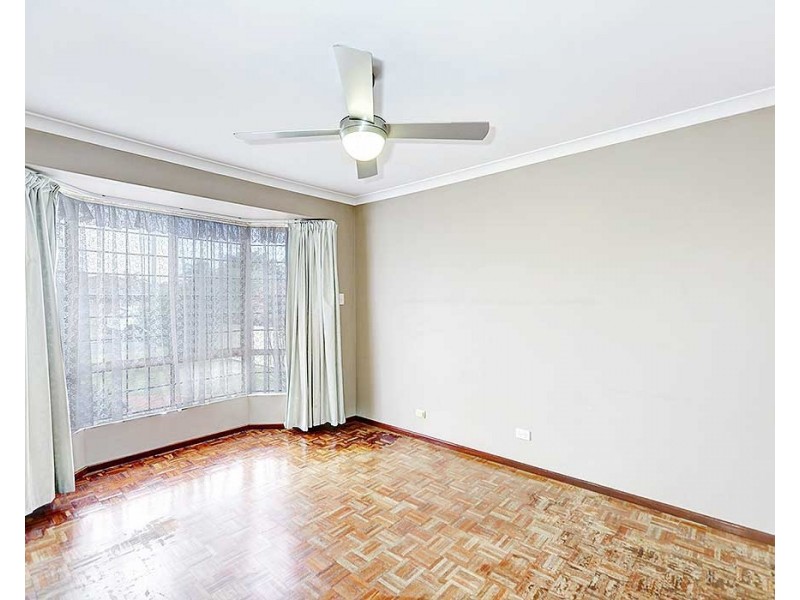 7 Brolga Court, High Wycombe WA 6057