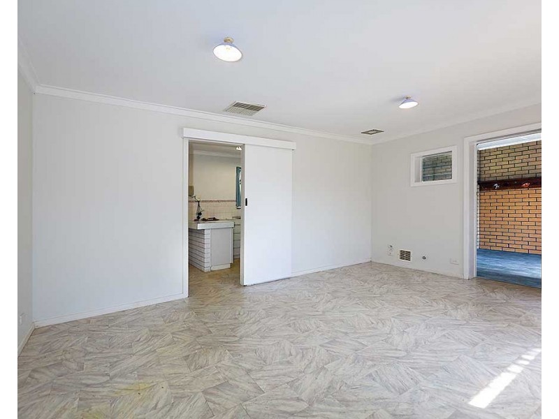 23 Mahonia Way, Forrestfield WA 6058