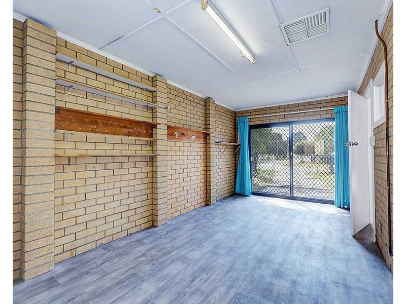 23 Mahonia Way, Forrestfield WA 6058