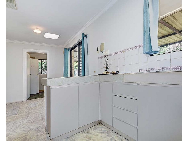23 Mahonia Way, Forrestfield WA 6058