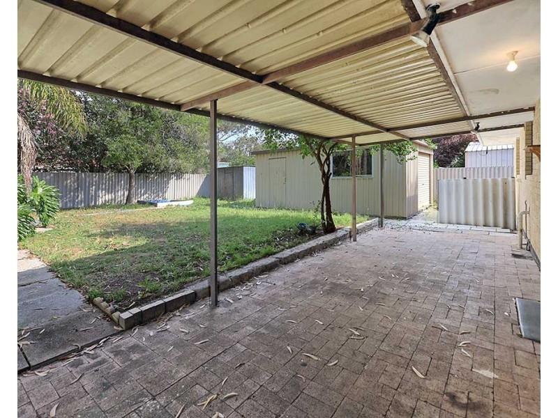 23 Mahonia Way, Forrestfield WA 6058