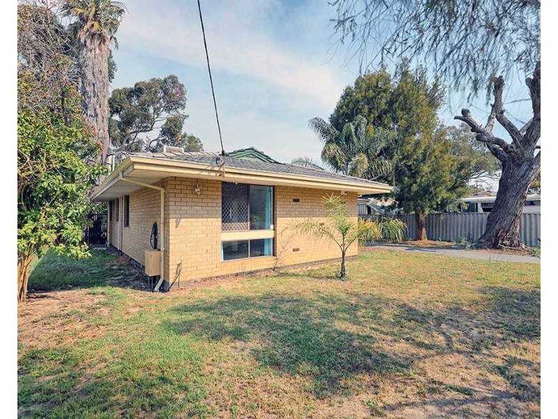 23 Mahonia Way, Forrestfield WA 6058