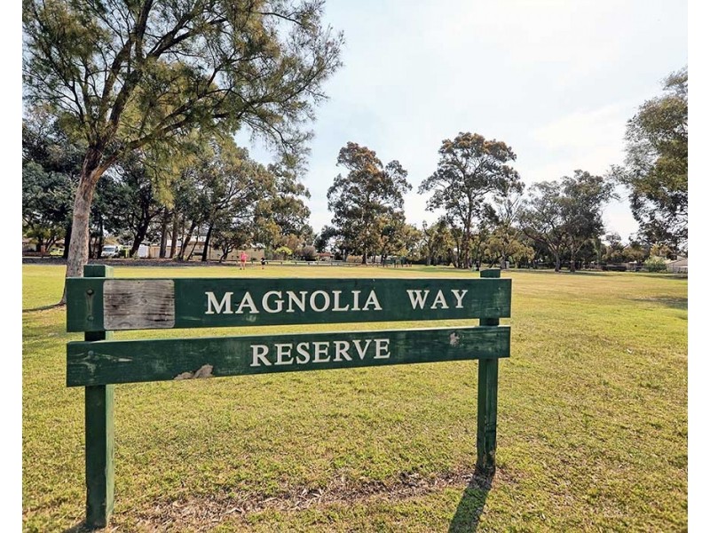 23 Mahonia Way, Forrestfield WA 6058