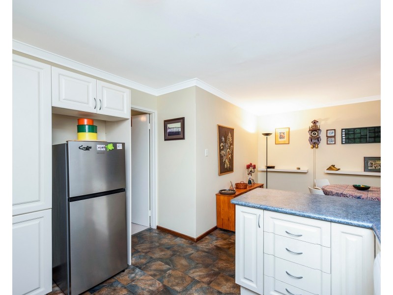 44 Stevens Road, High Wycombe WA 6057