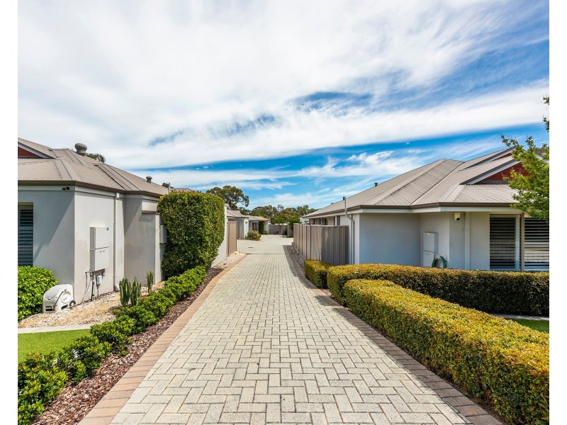 4/32 Edney Road, High Wycombe WA 6057