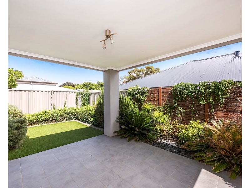 4/32 Edney Road, High Wycombe WA 6057