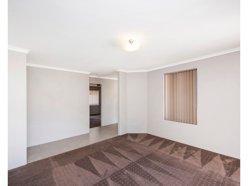 4/32 Edney Road, High Wycombe WA 6057