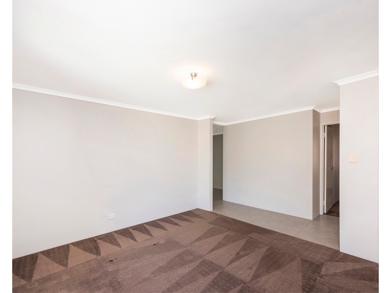 4/32 Edney Road, High Wycombe WA 6057