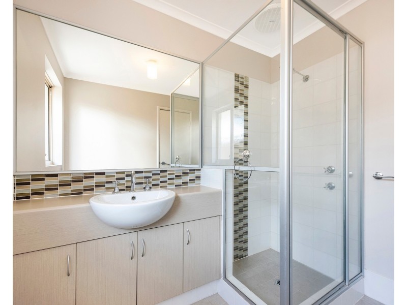 4/32 Edney Road, High Wycombe WA 6057