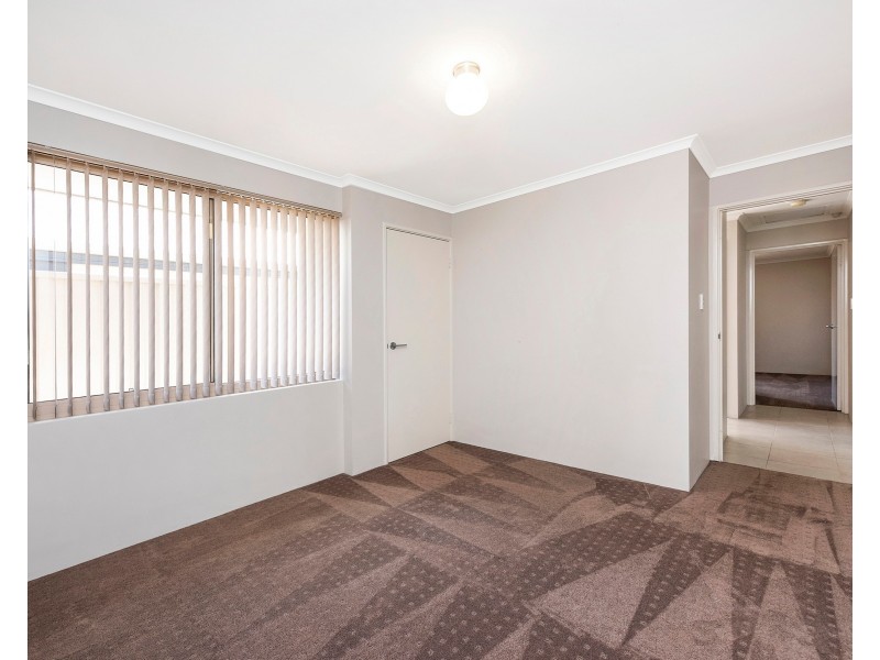 4/32 Edney Road, High Wycombe WA 6057