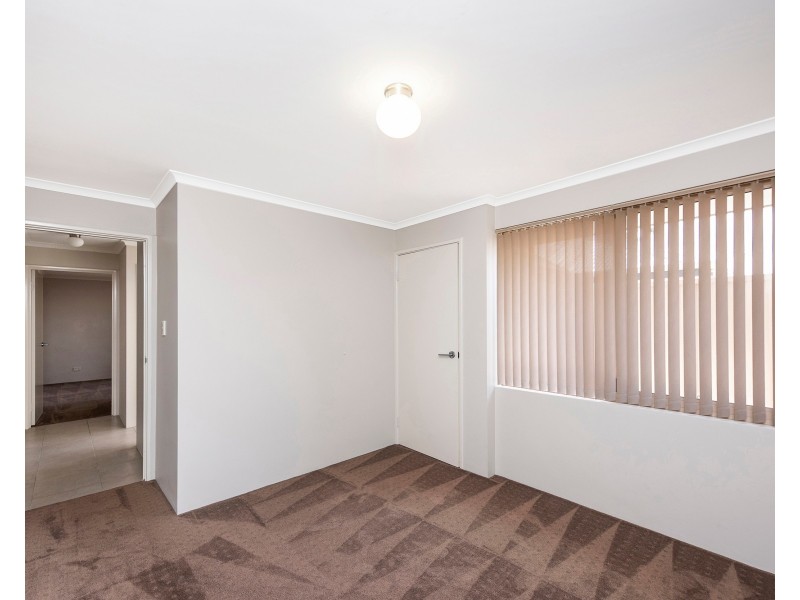 4/32 Edney Road, High Wycombe WA 6057