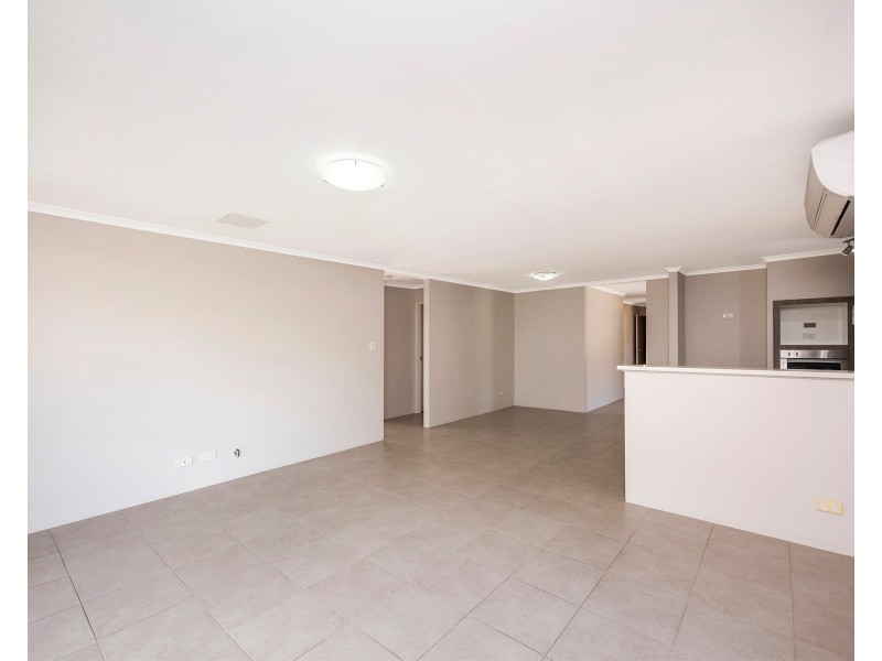 4/32 Edney Road, High Wycombe WA 6057