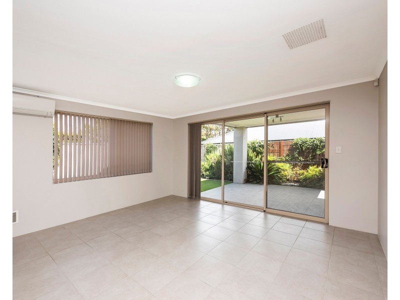 4/32 Edney Road, High Wycombe WA 6057