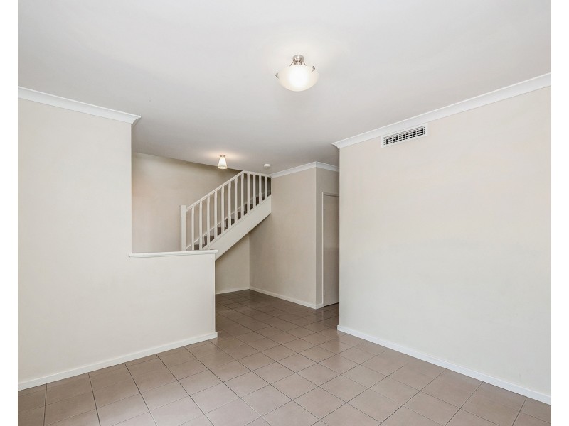 37/45 Elvire Street, Viveash WA 6056