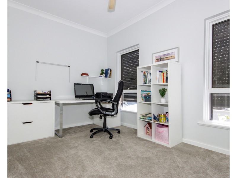 17 Petunia Street, Kalamunda WA 6076