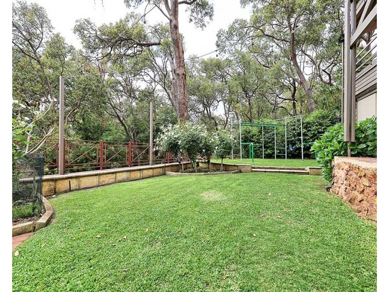 24 Coreen Way, Kalamunda WA 6076