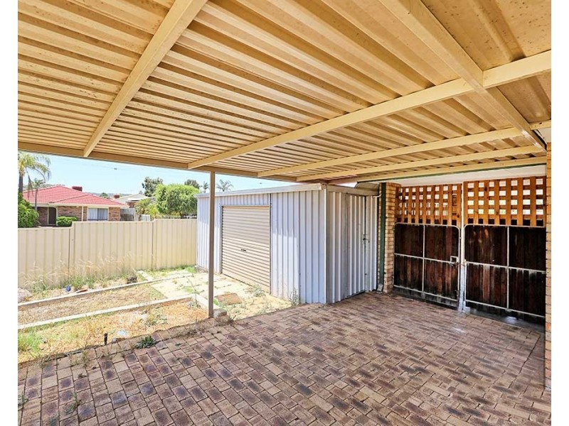 2 Cosson Way, High Wycombe WA 6057