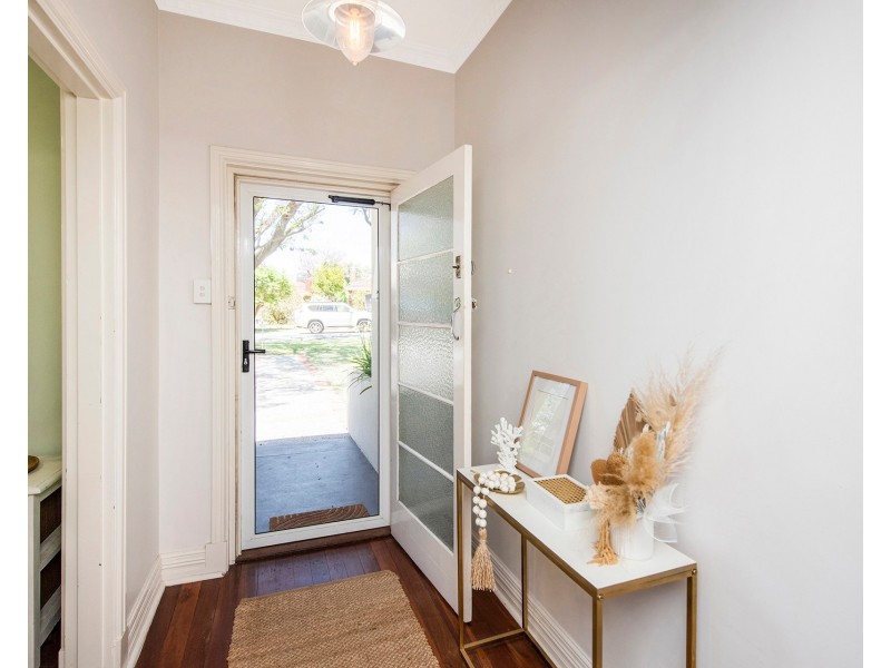 3A Richards Road, High Wycombe WA 6057