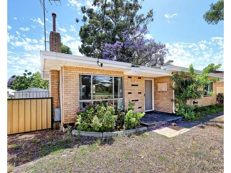 17 Murray Drive, High Wycombe WA 6057