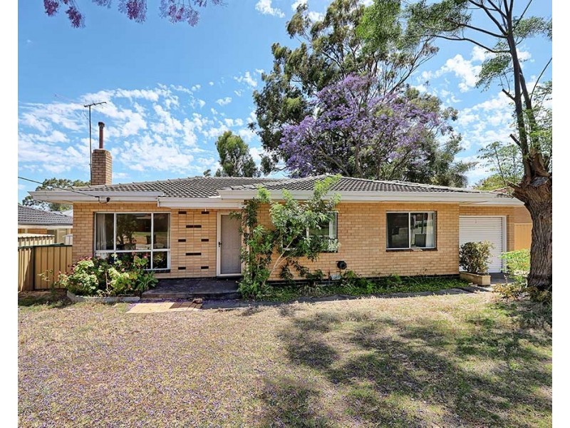 17 Murray Drive, High Wycombe WA 6057