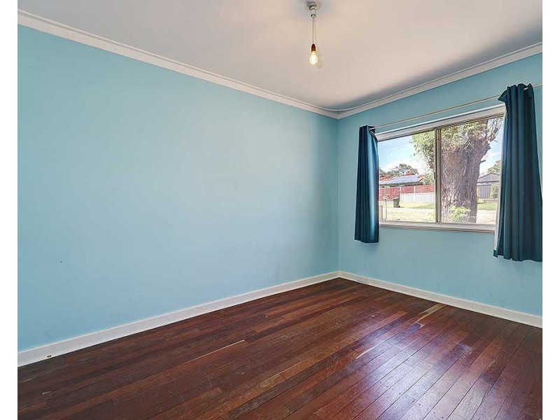 17 Murray Drive, High Wycombe WA 6057