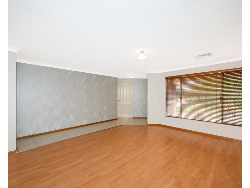 44 Thirlmere Way, High Wycombe WA 6057