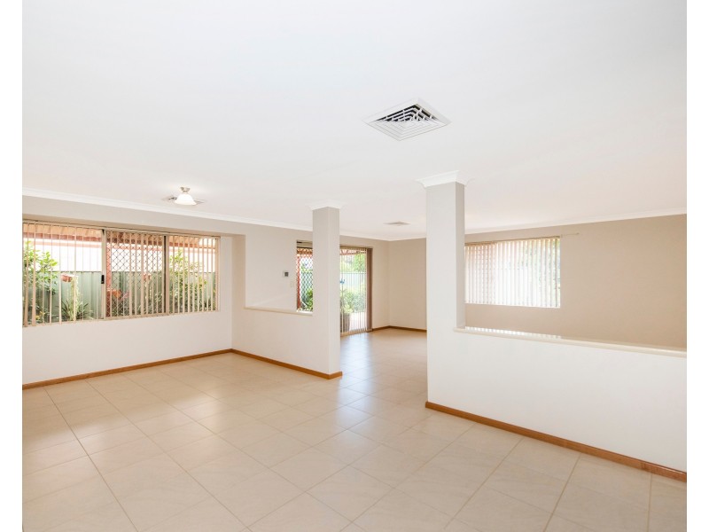 44 Thirlmere Way, High Wycombe WA 6057