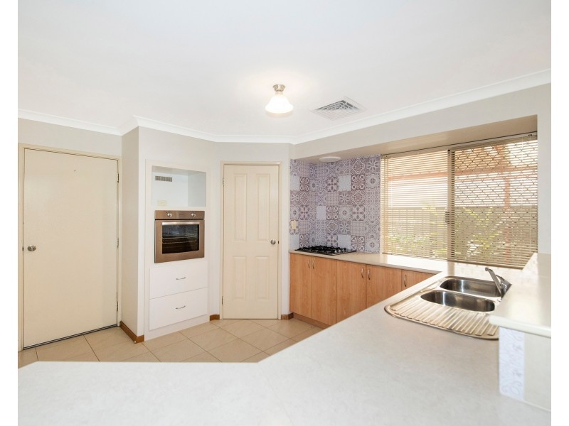 44 Thirlmere Way, High Wycombe WA 6057