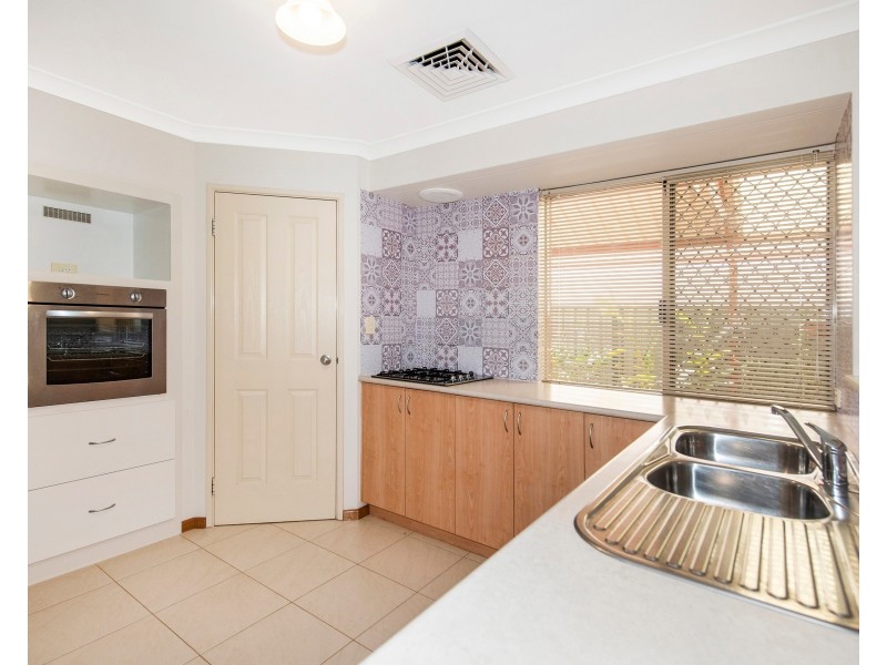 44 Thirlmere Way, High Wycombe WA 6057