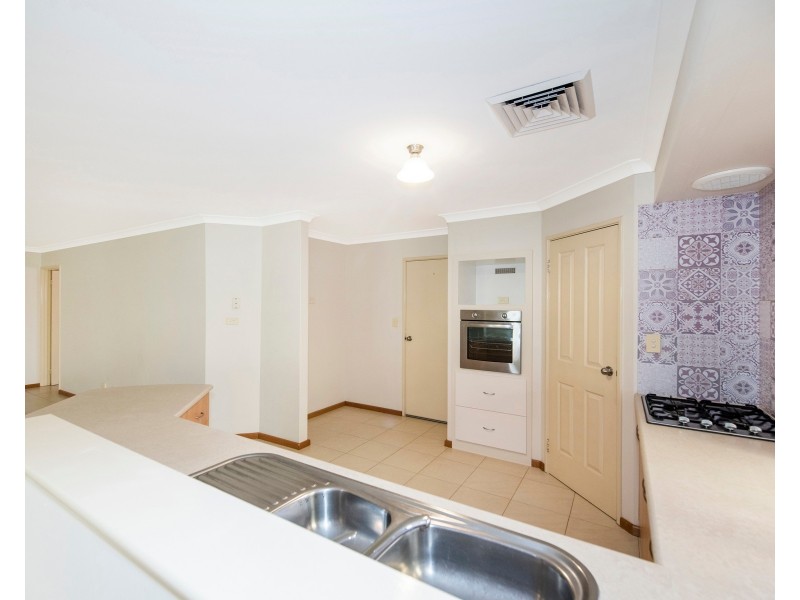 44 Thirlmere Way, High Wycombe WA 6057
